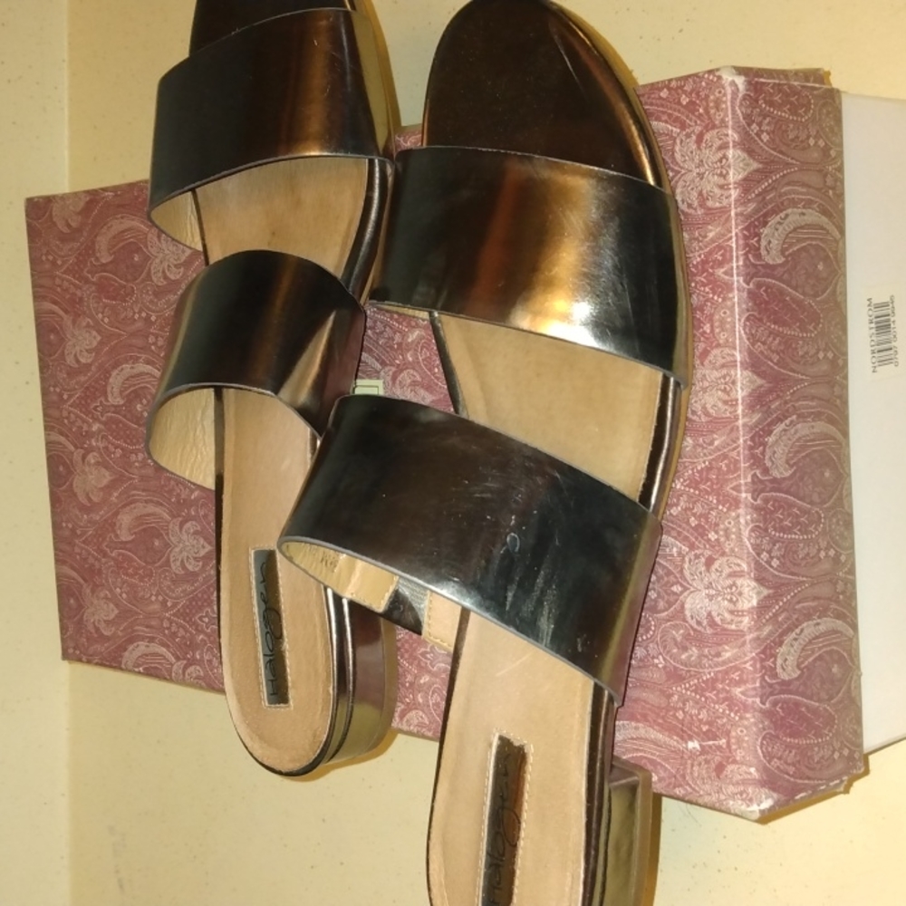 NORDSTROM HALOGEN PEWTER SILVER LEATHER SLIP ON SANDELS WOMEN'S SIZE 8.5